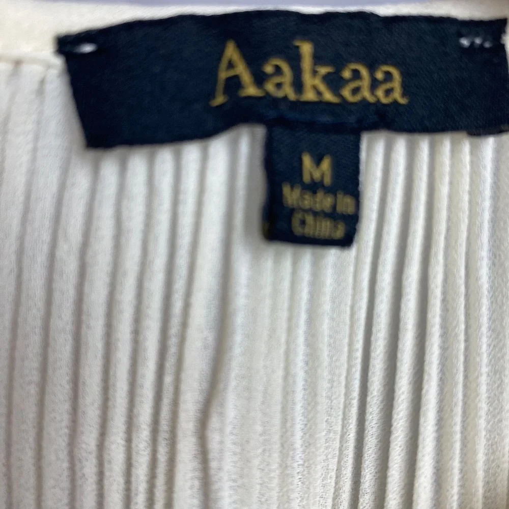 Aakaa Cream Pleated Flowy Open Shoulder Fairy Cottagecore Tie Back Medium